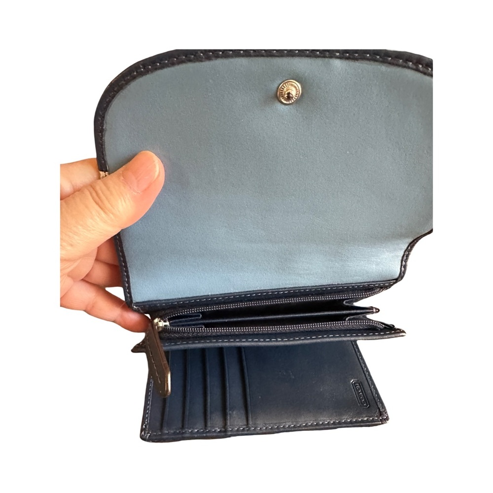 💜Coach Navy and Light Blue Signature Wallet - Picture 6 of 7